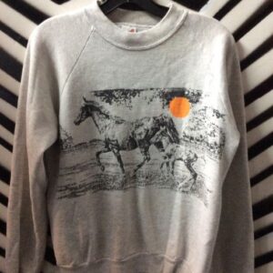 Photo detail:RUNNING HORSES PULLOVER SWEATSHIRT