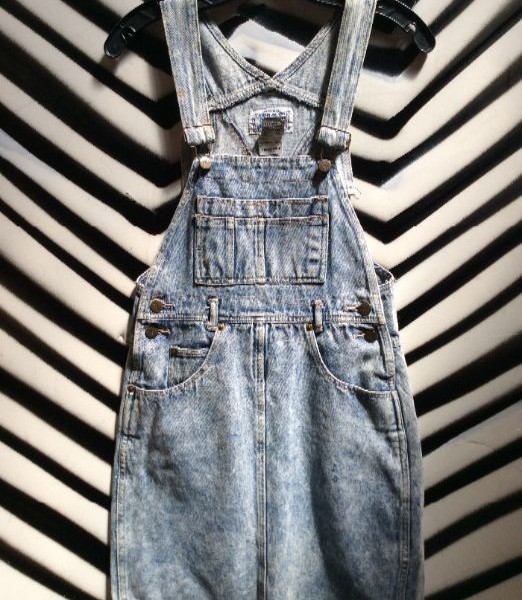 product details: ACID WASH OVERALL SKIRT photo