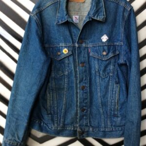 Photo detail:CLASSIC DENIM JACKET SOFT + PINS