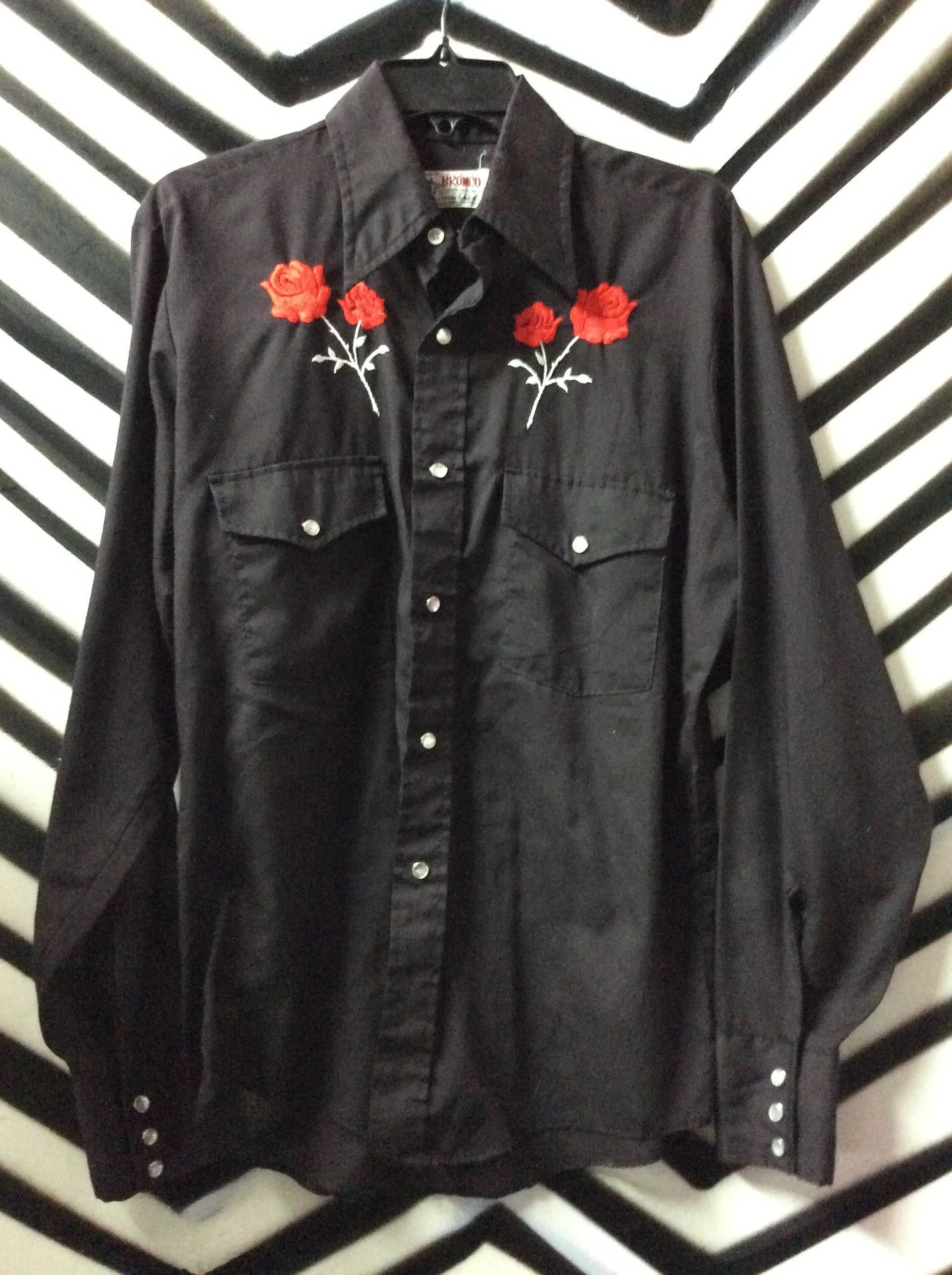 product details: Bronco Western Shirt - W/pearl buttons - Black photo