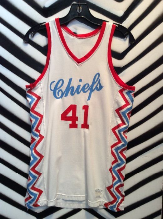 chiefs basketball jersey