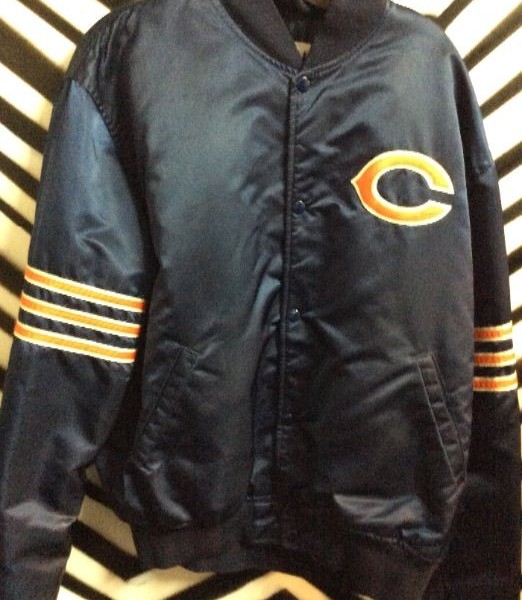product details: Vintage Chicago Bears Starter Jacket photo