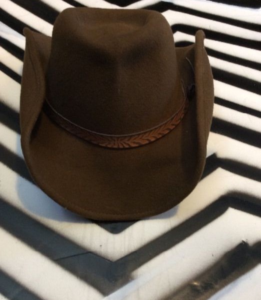 product details: WOOL COWBOY STYLE BRIMMED HAT photo