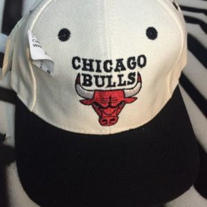 CHICAGO BULLS HAT 2-TONE NWT 1