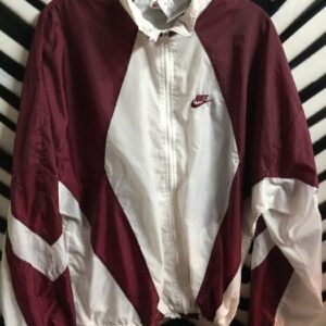 Photo detail:CLASSIC NIKE WINDBREAKER  W/COLOR BLOCK DESIGN