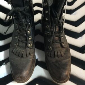 Photo detail:LEATHER LACE-UP BOOTS W/CROC DETAIL