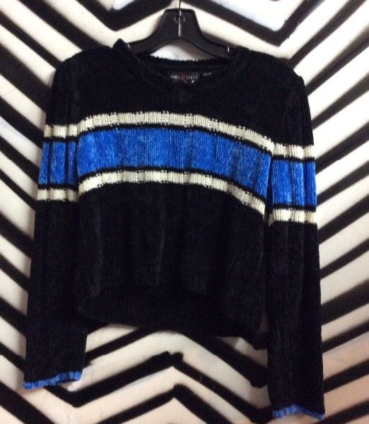 product details: RETRO 1990S HEAVY PULLOVER SWEATER - CROPPED W/STRIPE DESIGN photo