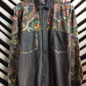 Photo detail:DENIM & MULTI-COLORED PRINT SHIRT