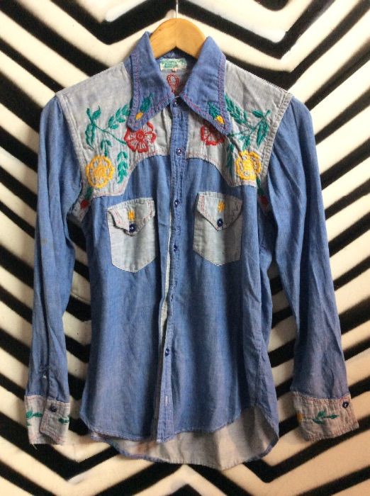Western Style Denim Shirt W/embroidered Detail | Boardwalk Vintage
