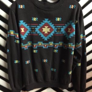 Photo detail:PULLOVER SWEATSHIRT  W/SOUTHWESTERN PRINT