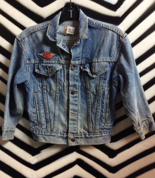 product details: CLASSIC LEVIS DENIM JACKET  W/HARLEY DAVIDSON PATCH - SMALL FIT photo