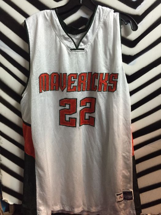Maverics basketball jersey #22 1