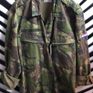 Photo detail:LIGHT WEIGHT CAMO MILITARY JACKET  W/FRENCH FLAG PATCH