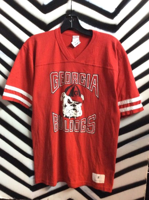 Womens Georgia GA Vintage Athletic Sports Design V-Neck T-Shirt