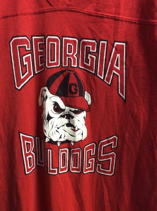 Georgia Bulldogs T-shirt W/v-neck | Boardwalk Vintage