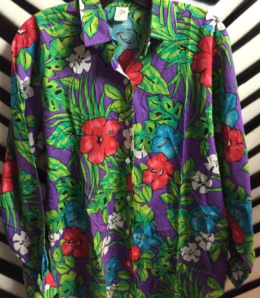 product details: CASUAL SHIRT W/TROPICAL PRINT DESIGN photo