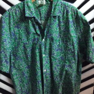 Photo detail:HAWAIIAN STYLE SHIRT W/POT LEAF PRINT