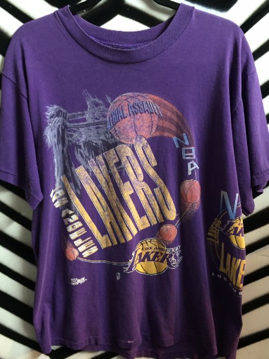 product details: 1992 LOS ANGELES LAKERS T-SHIRT photo