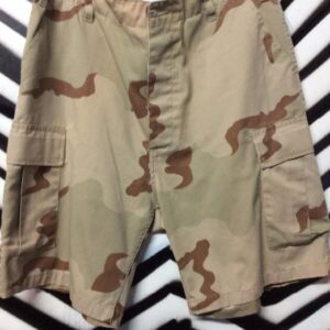 Photo detail:DESERT CAMO SHORTS