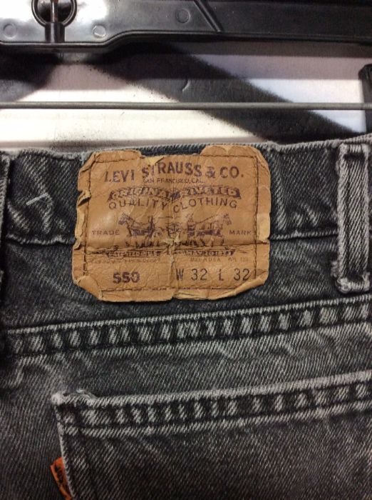 Levis Denim 550 Jeans – Distressed Faded Black | Boardwalk Vintage