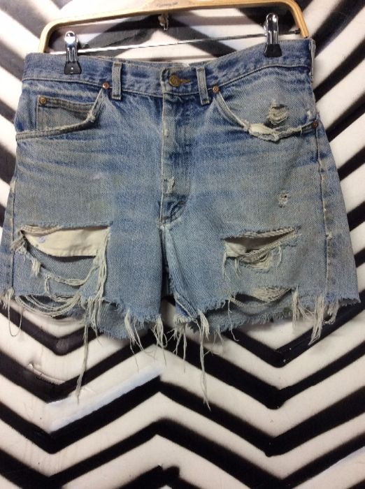product details: LEE DENIM SHORTS - CUTOFF - FRAYED WITH HOLES photo