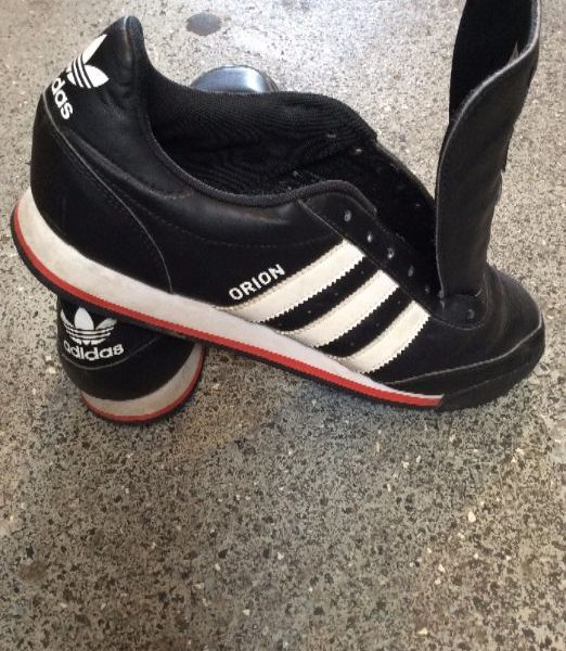 product details: ADIDAS LEATHER SNEAKERS NO LACES photo