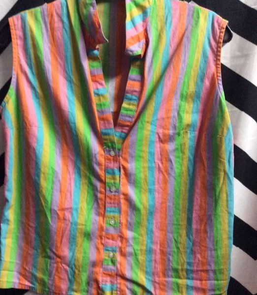 product details: TOP - SLEEVELESS W/BRIGHT STRIPE DESIGN photo