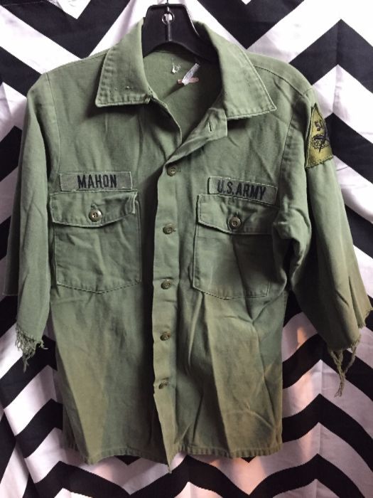 product details: VIETNAM ERA ARMY SHIRT W/PATCHES - 3/4 CUTOFF SLEEVES BD as-is photo