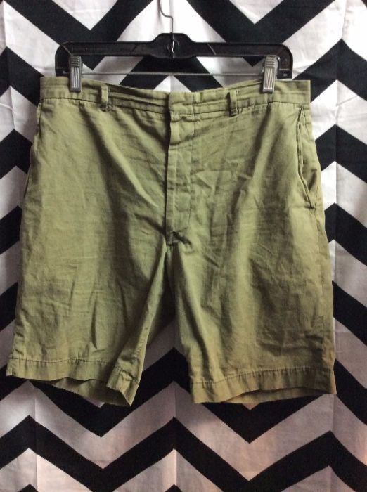 1960S DISTRESSED ARMY COLORED GOLF SHORTS 1