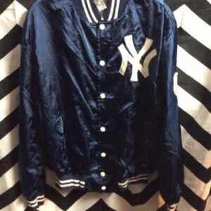 Photo detail:RETRO NEW YORK YANKEES BASEBALL JACKET