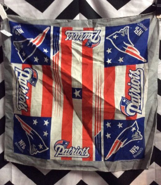 product details: VINTAGE PATRIOTS BANDANA - MADE IN USA photo