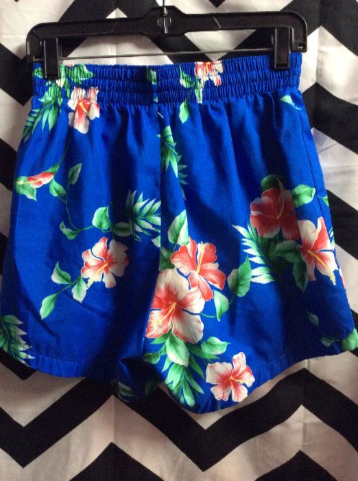 Cute Hawaiian Floral Pattern Shorts | Boardwalk Vintage