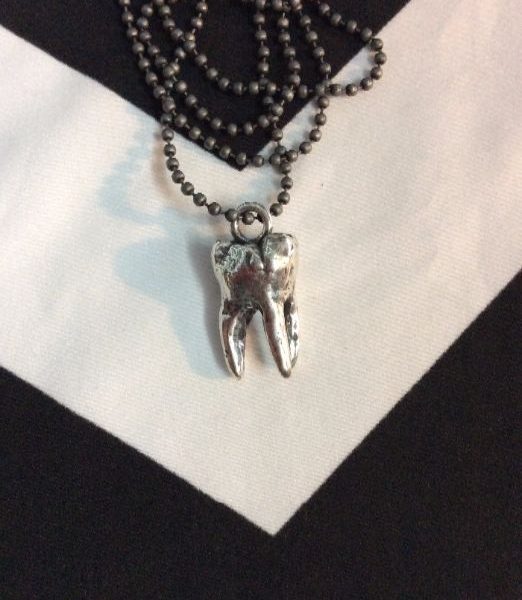 product details: MOLAR TOOTH CHARM NECKLACE W/BALL-CHAIN photo
