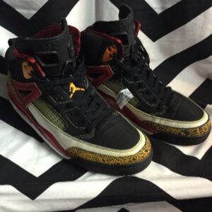 Photo detail:NIKE JORDAN KING COUNTY SPIZ'IKES SNEAKERS