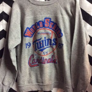 Photo detail:VINTAGE MINNESOTA TWINS 1987 WORLD SERIES SWEATSHIRT