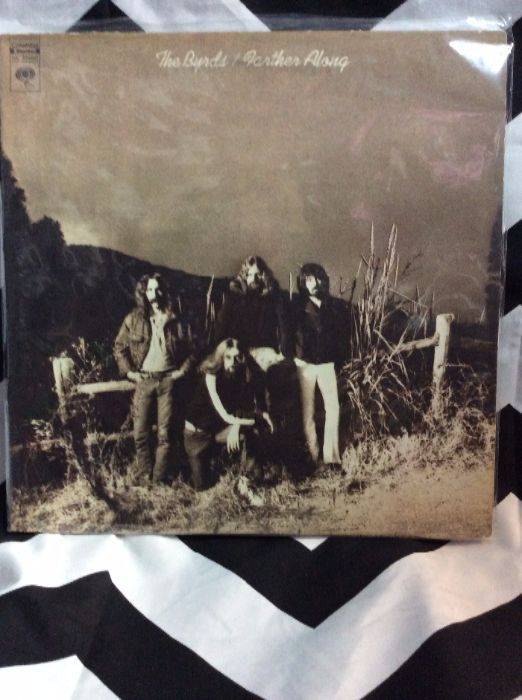product details: VINYL RECORD - THE BYRDS - FARTHER ALONG - GLOSSY COVER photo