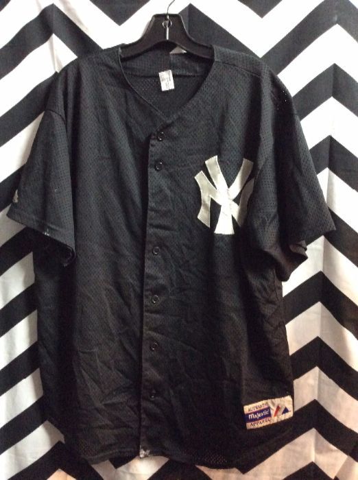 SS BD NEW YORK YANKEES BASEBALL JERSEY as-is 1