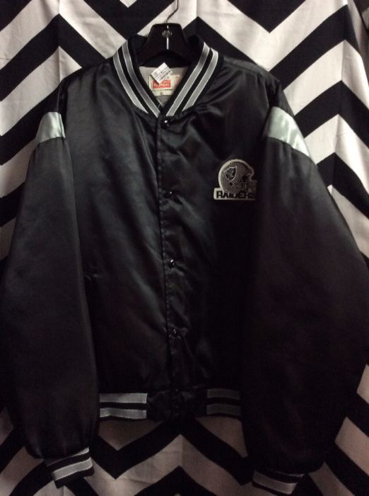 RAIDERS PUFFY WINDBREAKER PATCH ON FRONT 1