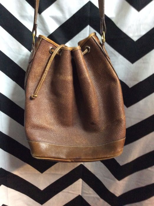 liz claiborne leather purse