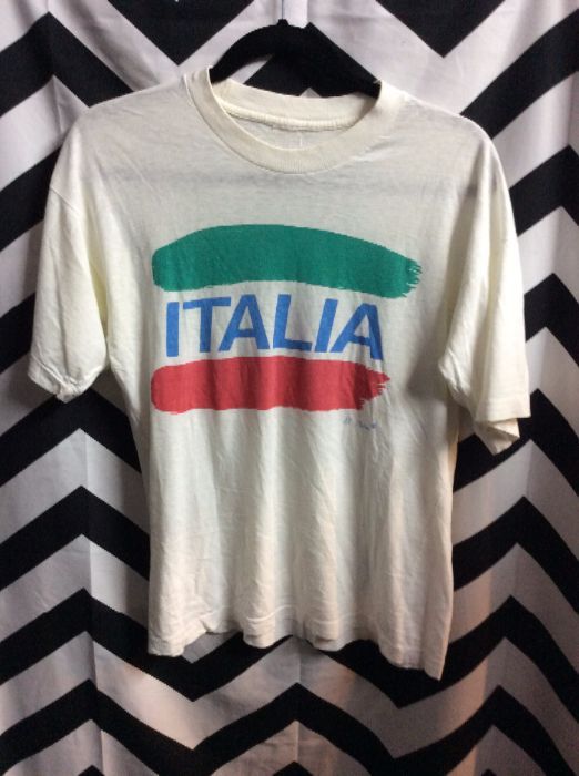 Italia T-shirt W/flag Colors | Boardwalk Vintage