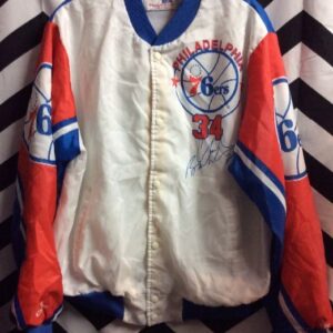 Photo detail:PHILADELPHIA 76ERS SATIN BASEBALL STYLE JACKET - SIR CHARLES BARKLEY - FANIMATION