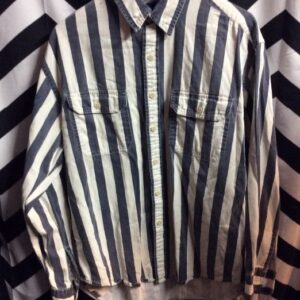 Photo detail:1990S PRINTED SHIRT W/VERTICAL STRIPED DESIGN