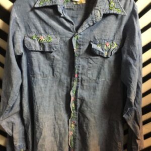 Photo detail:RETRO CHAMBRAY SHIRT W/EMBROIDERED TRIM