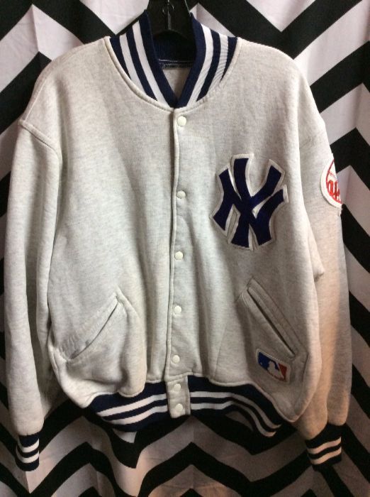 NY Yankees Jersey button up jacket 1