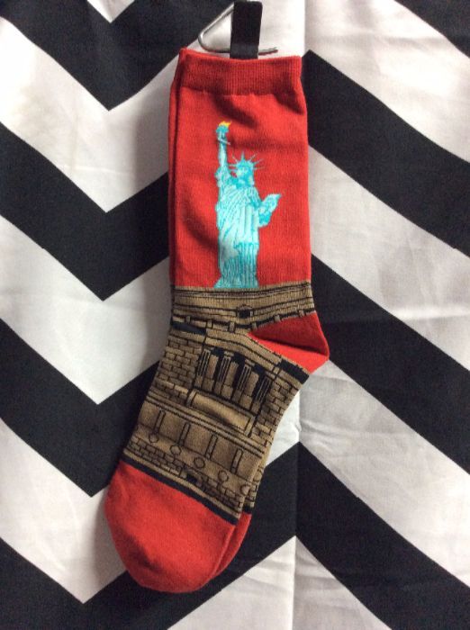 SOCKS- Statue of Liberty Red 1