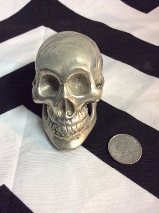 product details: SKULL - SILVER METAL - SMALL photo