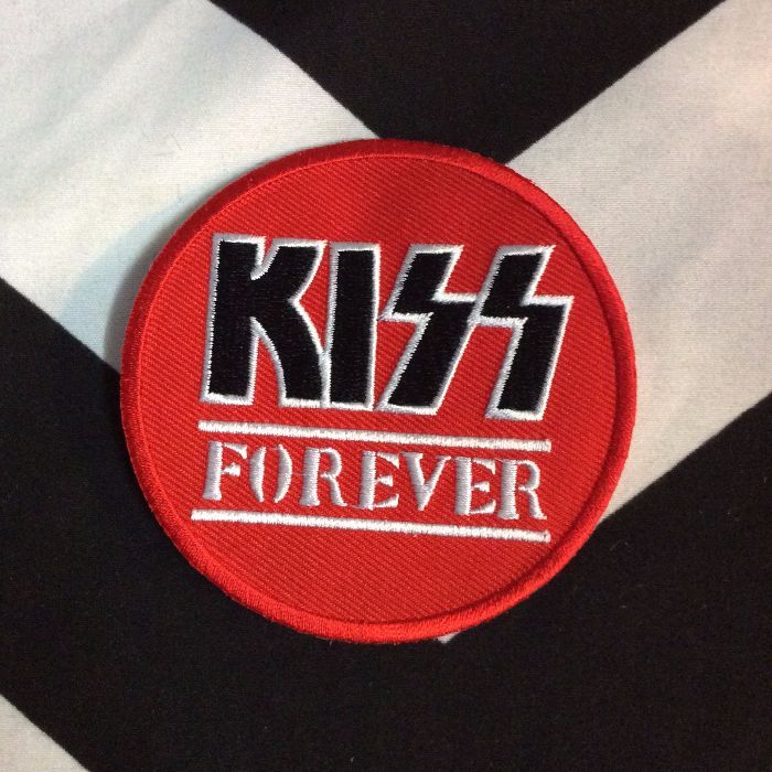 BW PATCH- 4211 Kiss Forever Patch 1