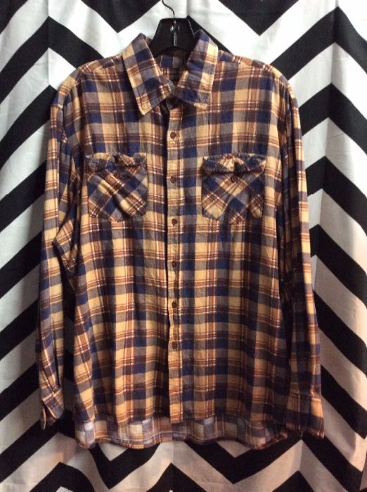Flannel Shirt – Two Front Pockets – Plaid Design | Boardwalk Vintage