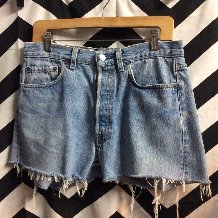 LEVIS CUT OFF DEMIN SHORTS BUTTON FLY #CLASSIC 1