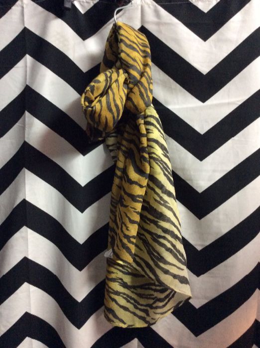 TIGER STRIPED SCARF as is 1